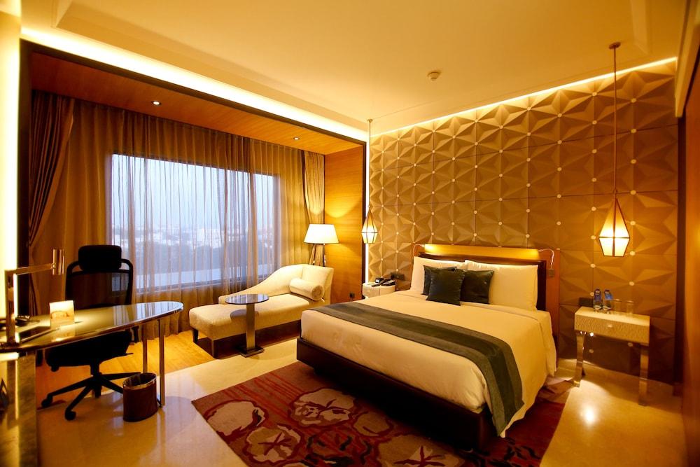 Radisson Blu Coimbatore Buitenkant foto A room at the Taj Bengal